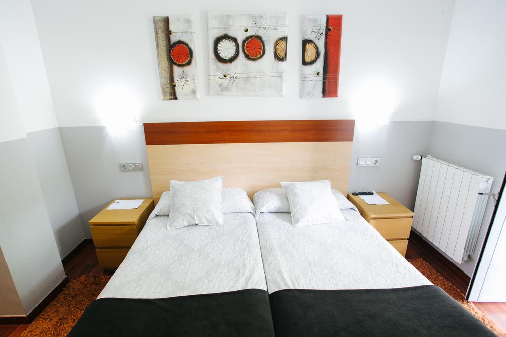 Hostal San Ignacio Centro ซานเซบาสเตียน ภายนอก รูปภาพ